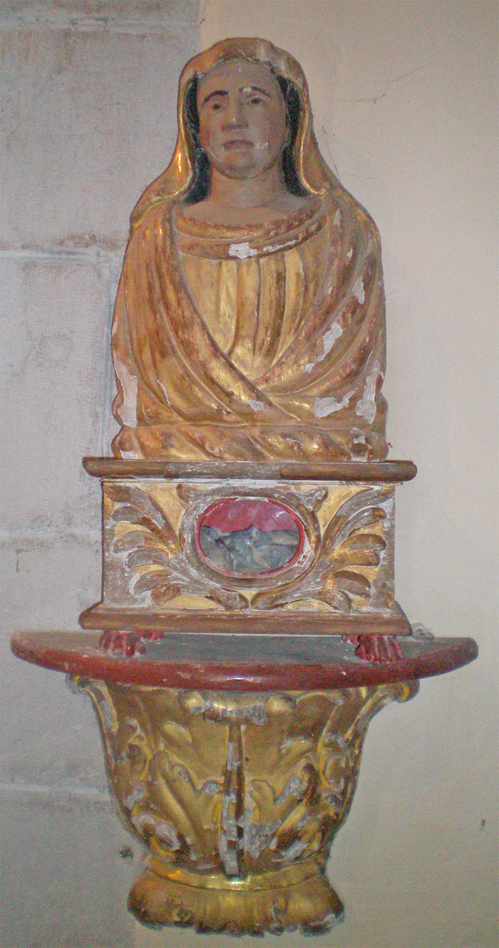 Deux bustes-reliquaires et leurs culots